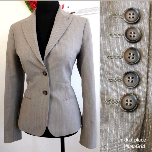 The Limited Jackets & Blazers - 🌟3 For $25🌟The Limited Women's Blazer Size 6